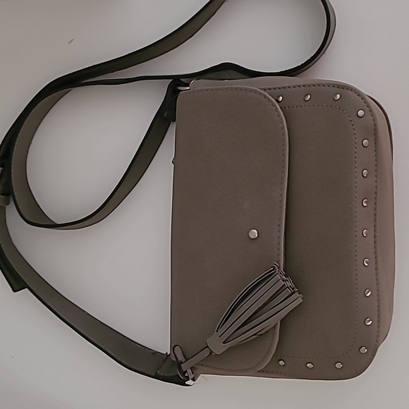 Gray Studded Saddle Crossbody/Shoulder Bag NWT - Picture 16 of 16